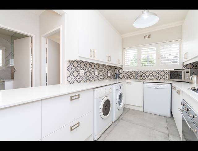 2 BEDROOM APARTMENT RENTED IN SEA POINT